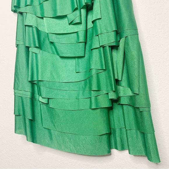 New BCBGMaxAzria Kelly Green Tiered One Shoulder Mini Dress Size Medium - Picture 4 of 8